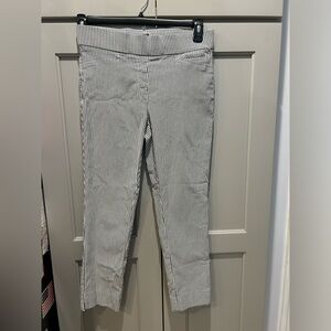 Anne Klein woman’s pants size 6